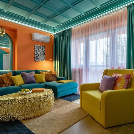 Wes Anderson In Bucharest Apartment Exterior photo